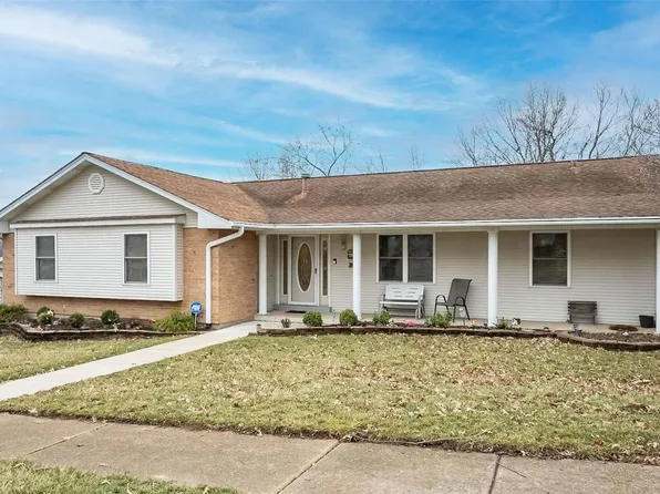 3470 Brookstone View Dr, Saint Louis, MO 63129