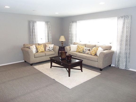 3rd image of 8808 W Kiehnau Ave