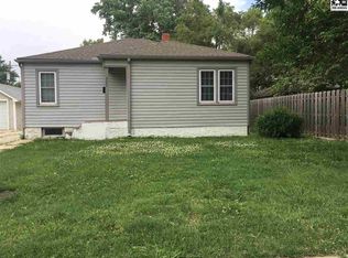 225 E Blair St, Lyons, KS 67554