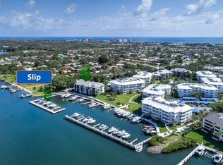 523 Bay Colony Dr N, Juno Beach, FL 33408