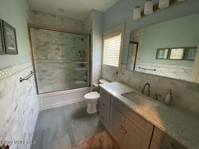 305 Newark Ave — Photo 7