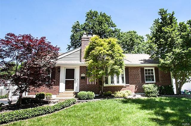1st image of 47 W Drake Ave