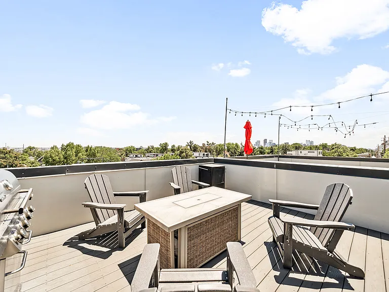 1555 W 43rd Ave — Photo 25
