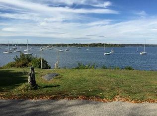 40 W Bay View Dr, Jamestown, RI 02835