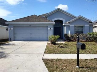 6833 Runner Oak Dr, Wesley Chapel, FL 33545