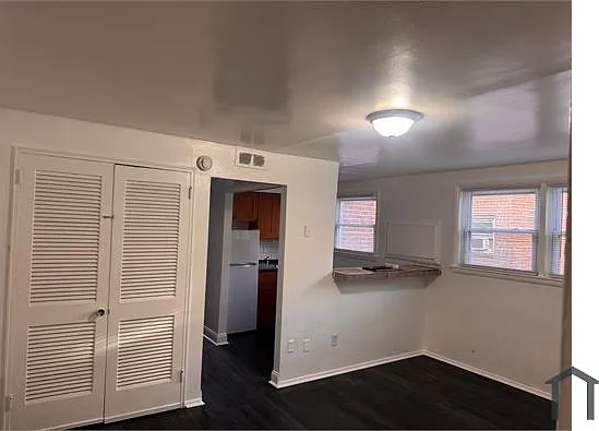 2 bed, 1200 sqft, $1,450 — Photo 2