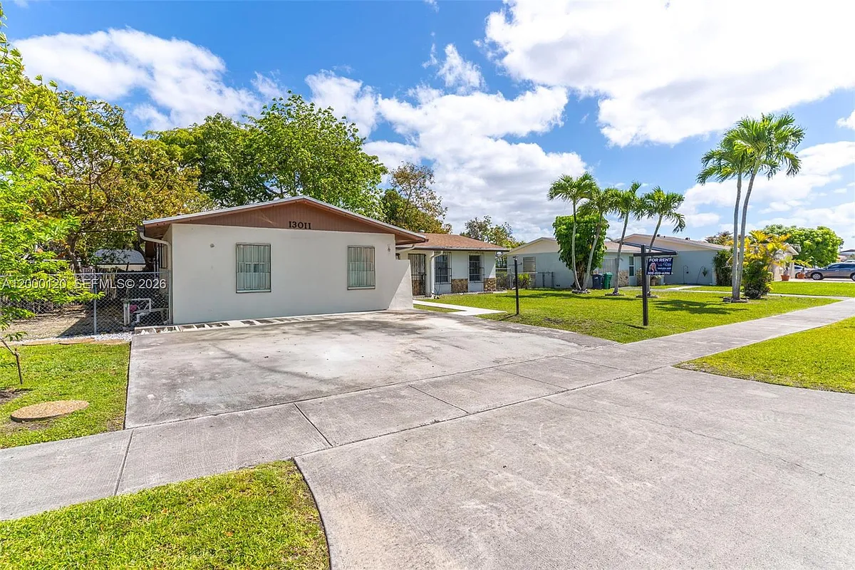 Building Photo - 13011 SW 80th St
