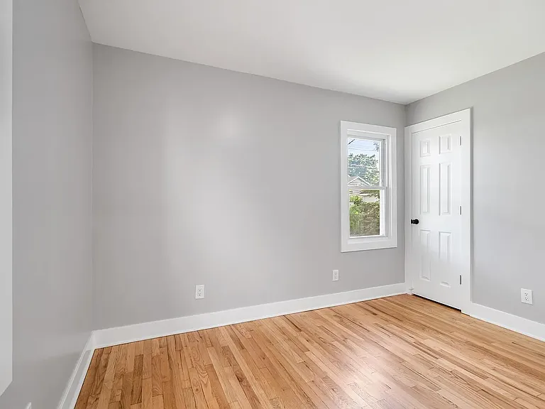 601 Dewey St #1 — Photo 9