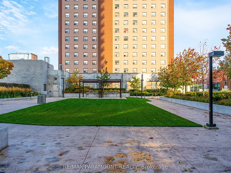 1410 Dupont St #315 — Photo 21