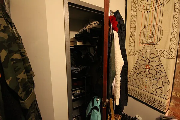 Rented by Dynamik Realty | media 12