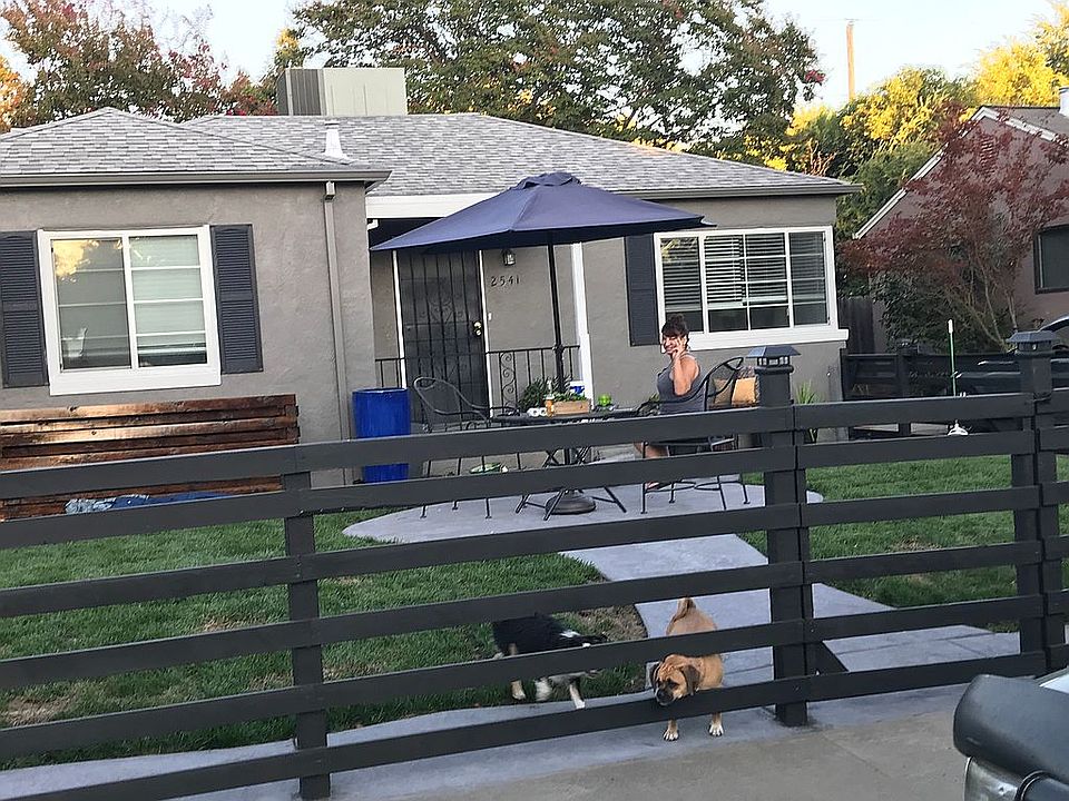 2nd image of 2541 53rd St