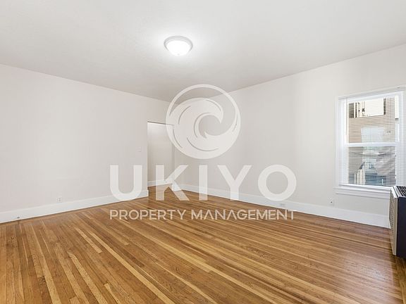 5th image of 456 Lee St