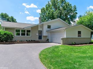 214 Tupelo Ave, Naperville, IL