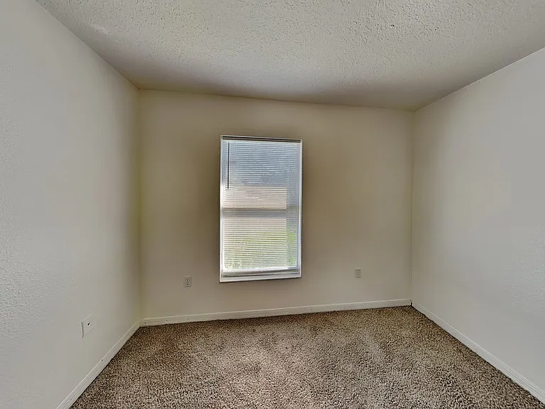 1406 Orlando Pl — Photo 16