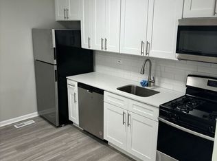 762 Main St APT 403, Antioch, IL 60002