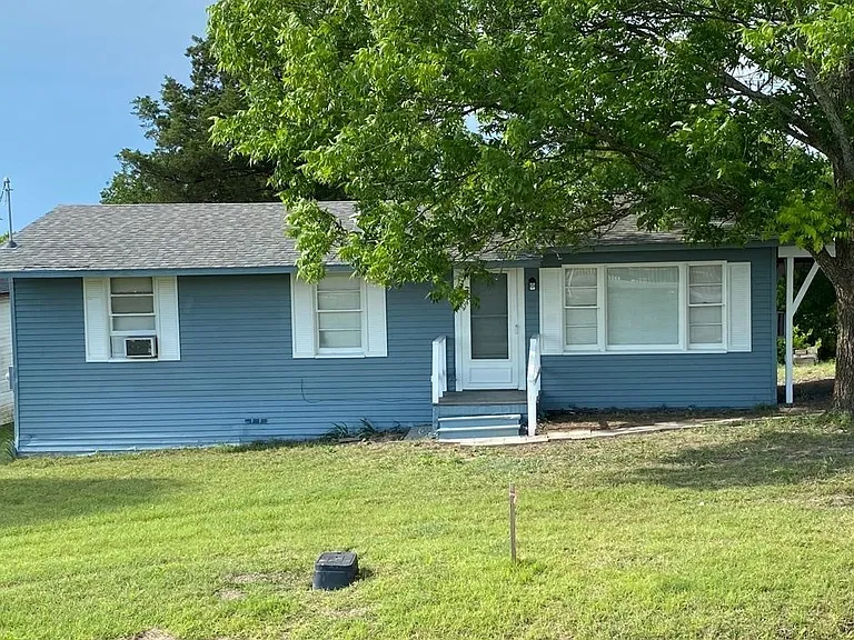 212 Houston St — Photo 28