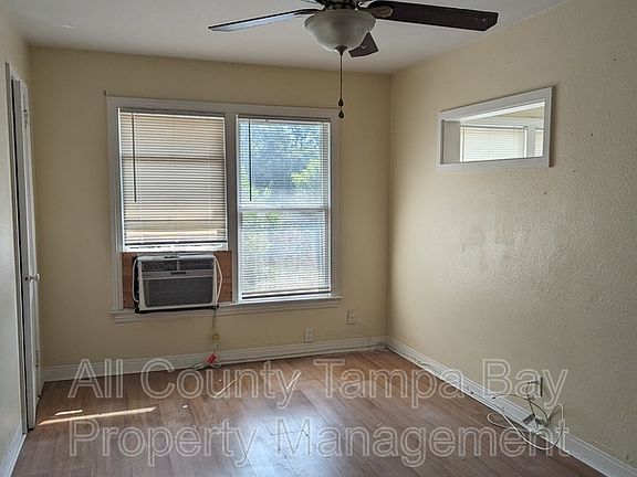 4th image of 2727 49th St S APT 4