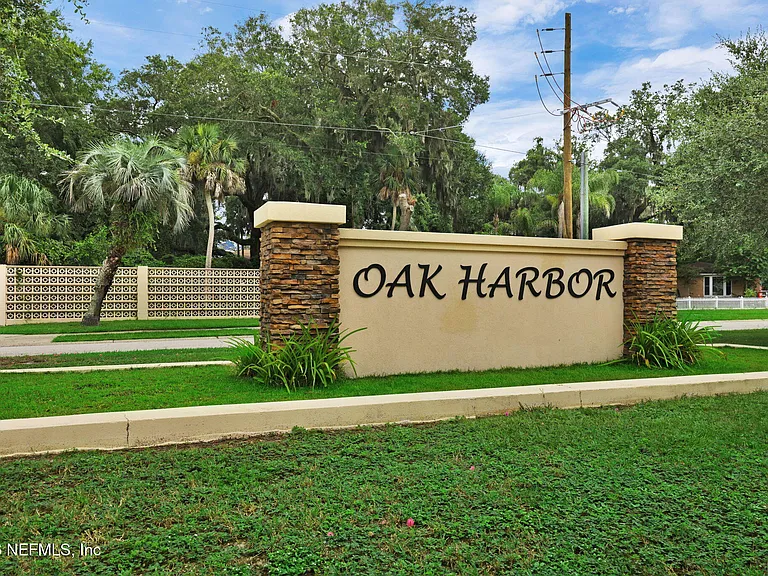 1104 Boca Grande Ave — Photo 32