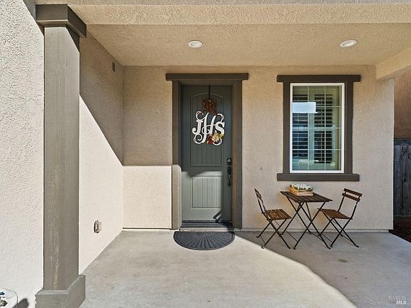 2nd image of 5012 KING Place