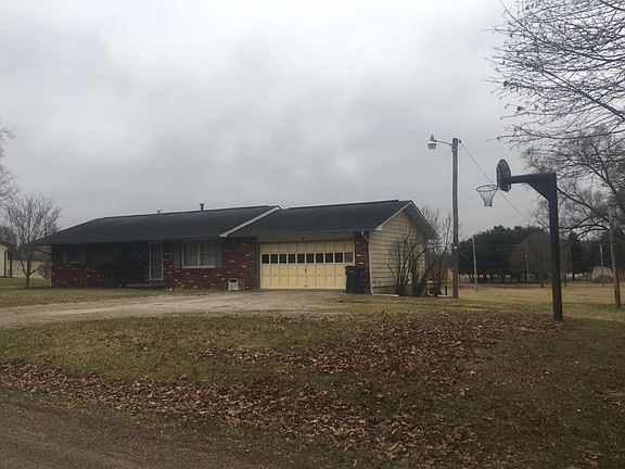 3rd image of 208 Hillandale Dr