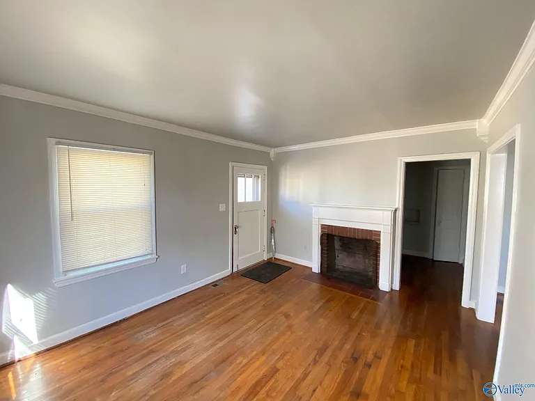 2415 Bonita Dr SW — Photo 6