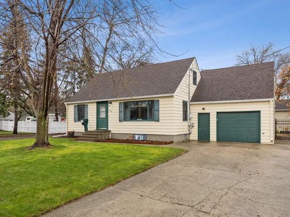 108 Francis St, West Fargo, ND 58078