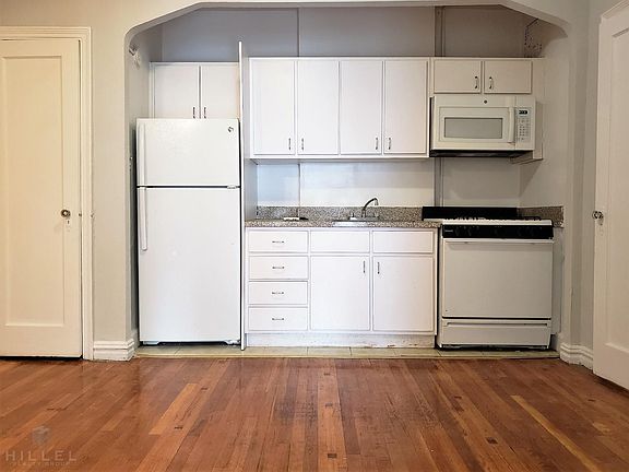 3rd image of 8724 115th St APT 1G
