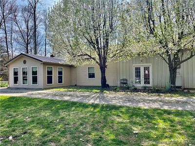 15811 W Blake Road, Deputy, IN, 47230