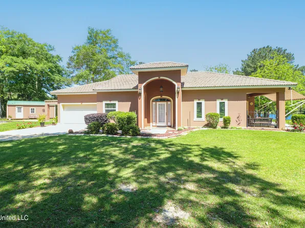 56 Los Nogales Blvd, Poplarville, MS 39470