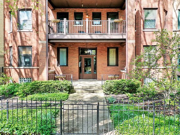 2nd image of 4742 N Magnolia Ave APT 3N