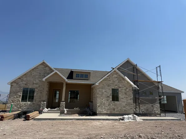 933 N 75 W #64, Mendon, UT 84325