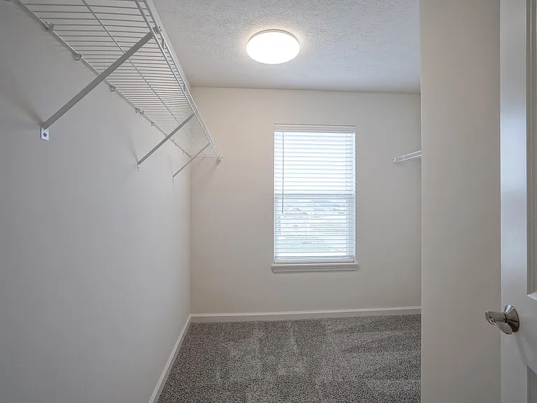 1133 Thorny Ln — Photo 26