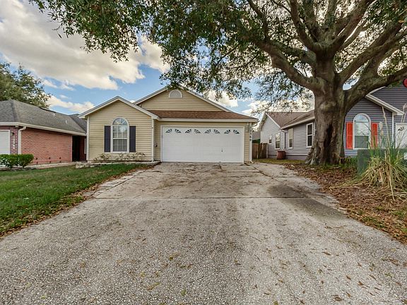 3rd image of 12360 Sondra Cove Ct