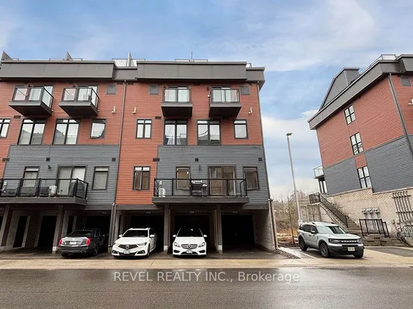 2 Willow St #11, Brant, ON N3L 2K6