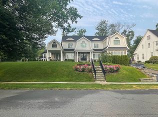 15 The Cir, Passaic, NJ 07055