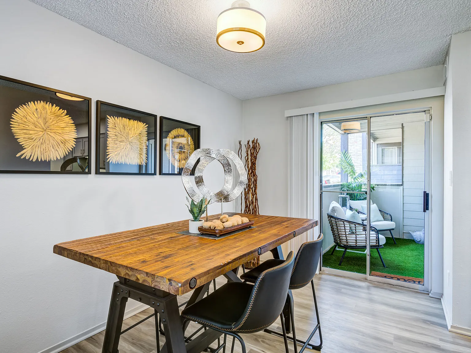 Belmont Estates — Photo 3