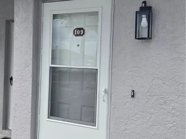 4513 SW 8th Ct APT 109, Cape Coral, FL 33914