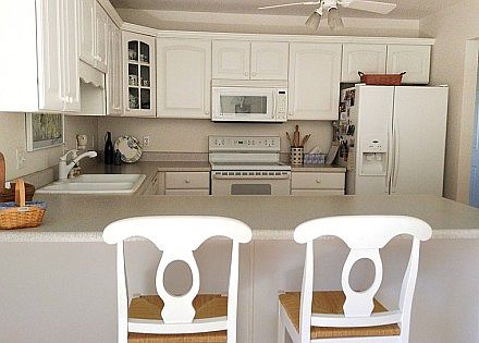 Breakfast bar