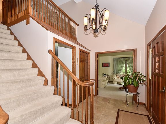 5th image of 5212 W Donges Ln