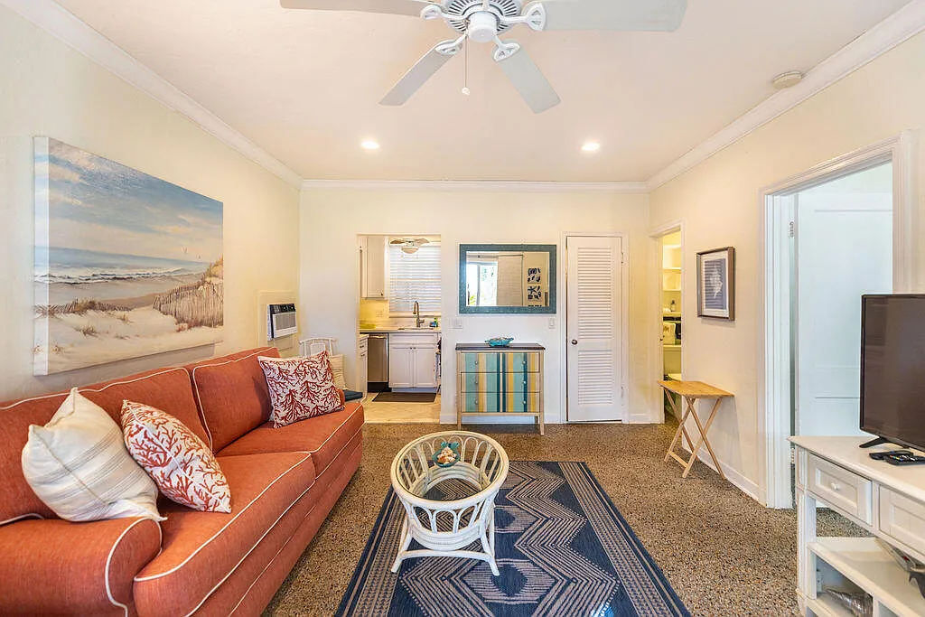 1 bed, 1.0 bath, 650 sqft, $3,500 — Photo 4
