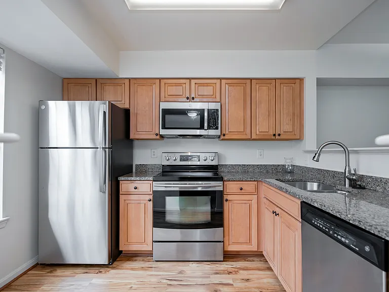 7828 Waverley Mill Ct — Photo 10