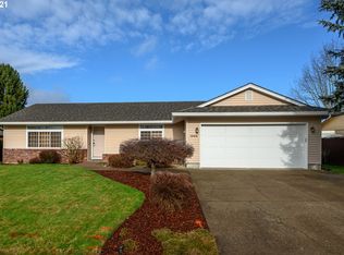 1345 SW Gilson St, McMinnville, OR 97128