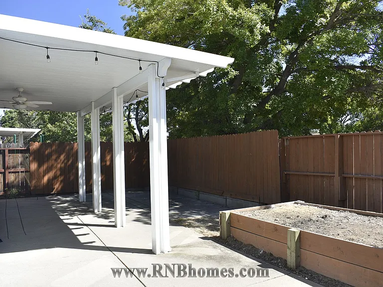 2400 Carr Ct — Photo 29