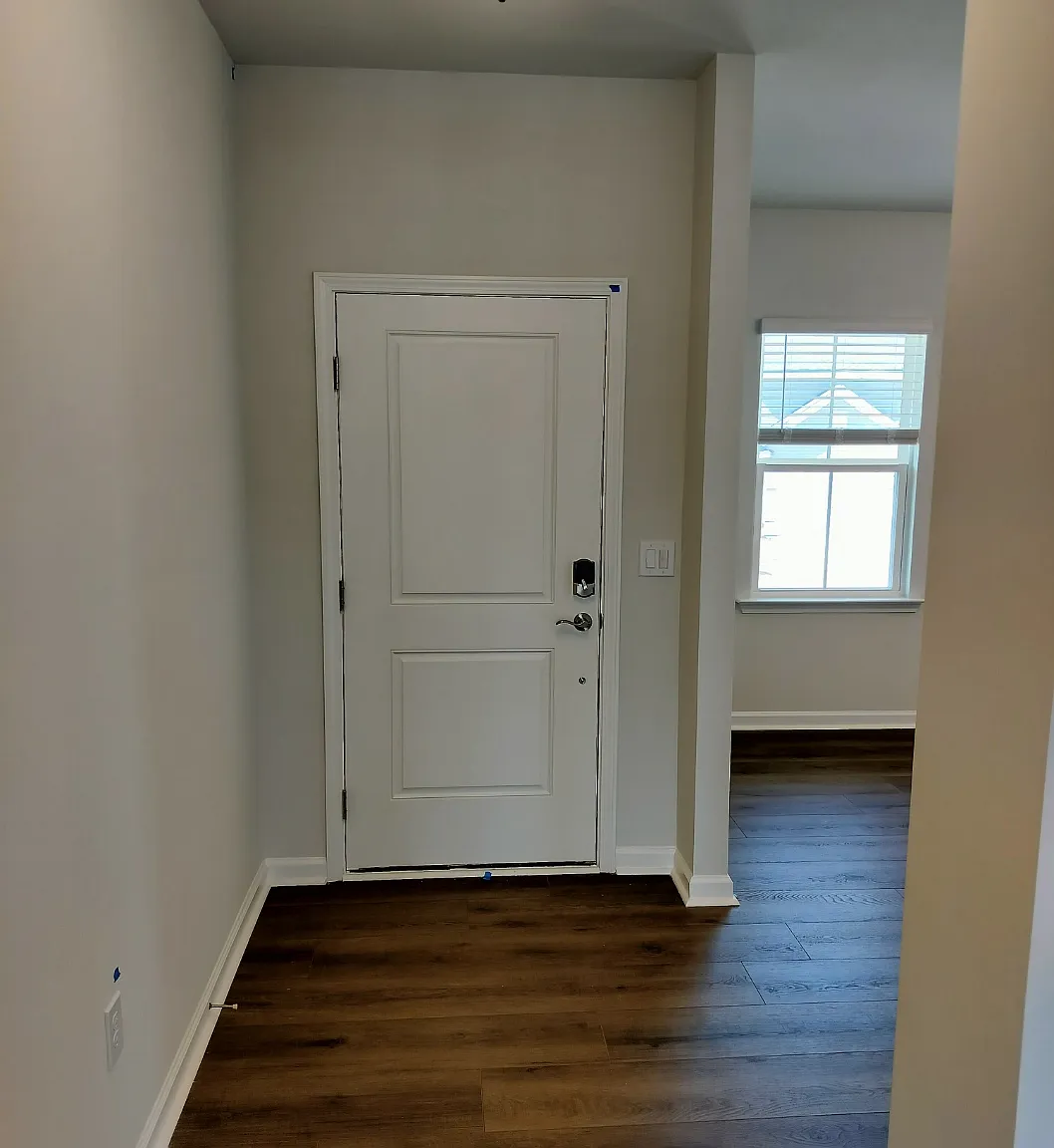5 bed, 3020 sqft, $2,850 — Photo 3