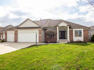 1901 Lake Front Dr, Fort Wayne, IN, 46804