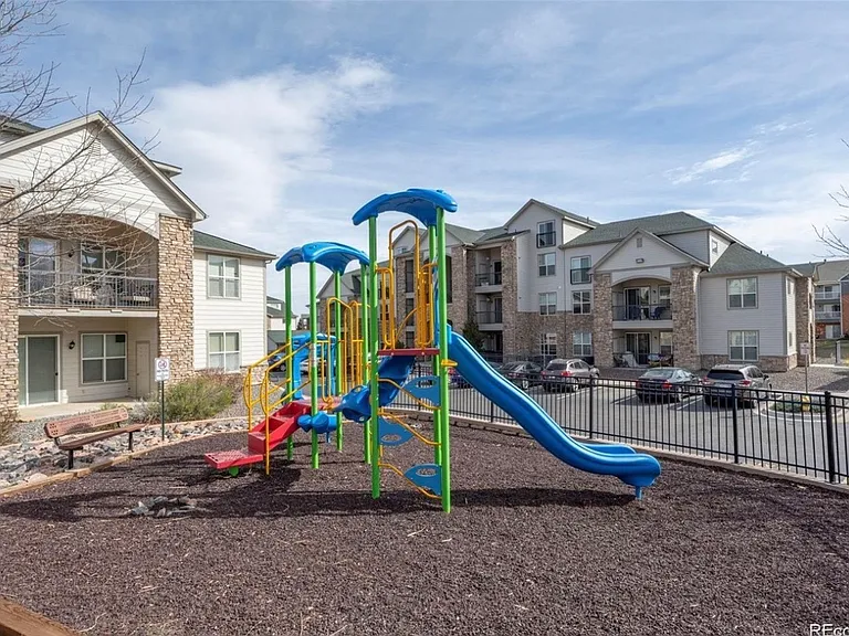 7222 S Blackhawk St #105 — Photo 11