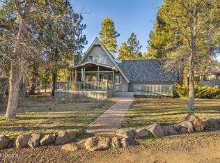 900 Salmon Creek Pl, Munds Park, AZ 86017