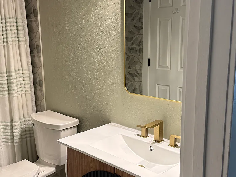 807 Alder Ave #11 — Photo 17