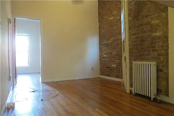 Rented by Maz Group NY | media 22