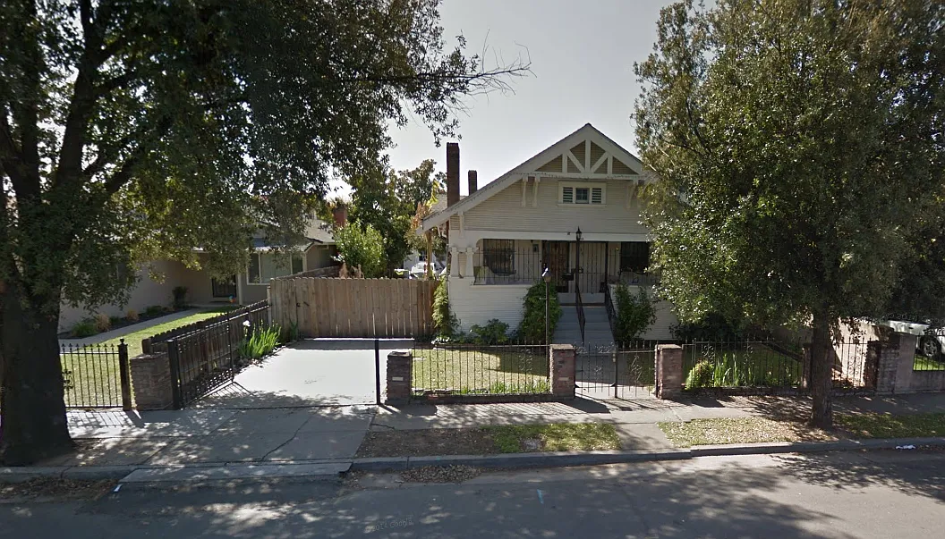 1234 E Flora St photo 1